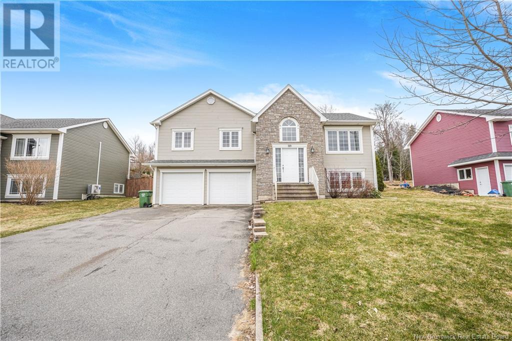 Property at 215 Talisman Crescent image 1