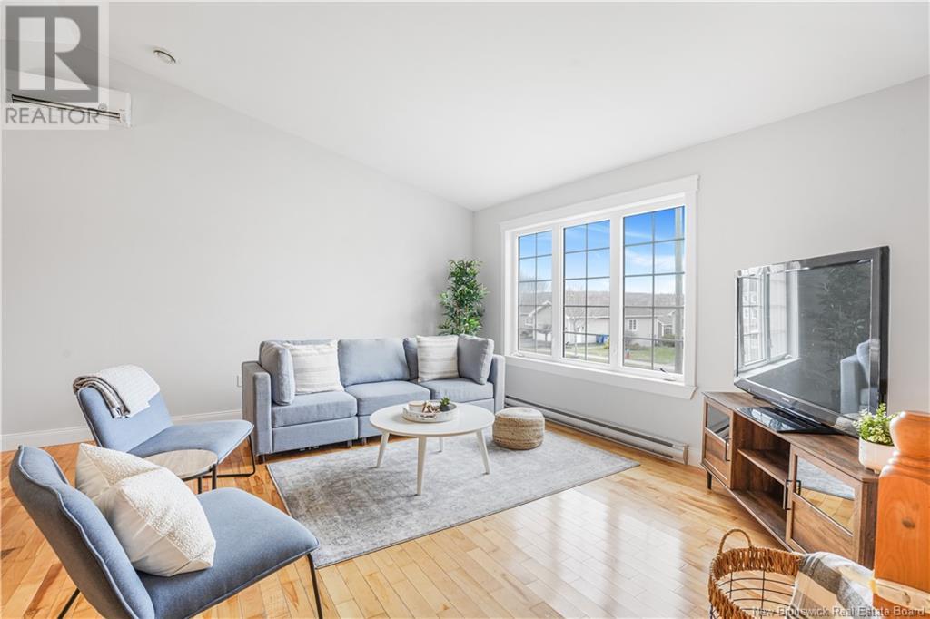 Property at 215 Talisman Crescent image 5