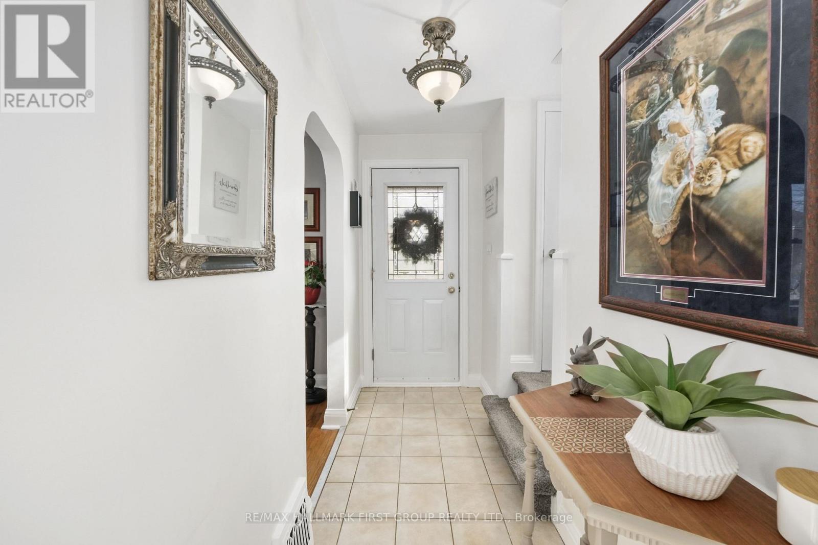 Property at 158 SPENCER STREET E image 5