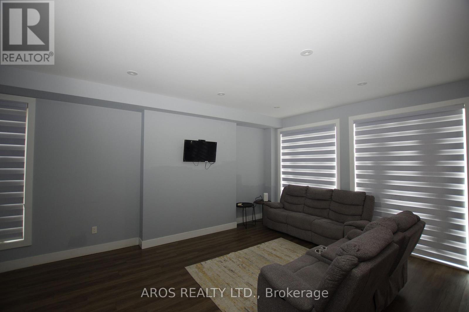 Photo 2 of 19 for 2235 Evans Boulevard