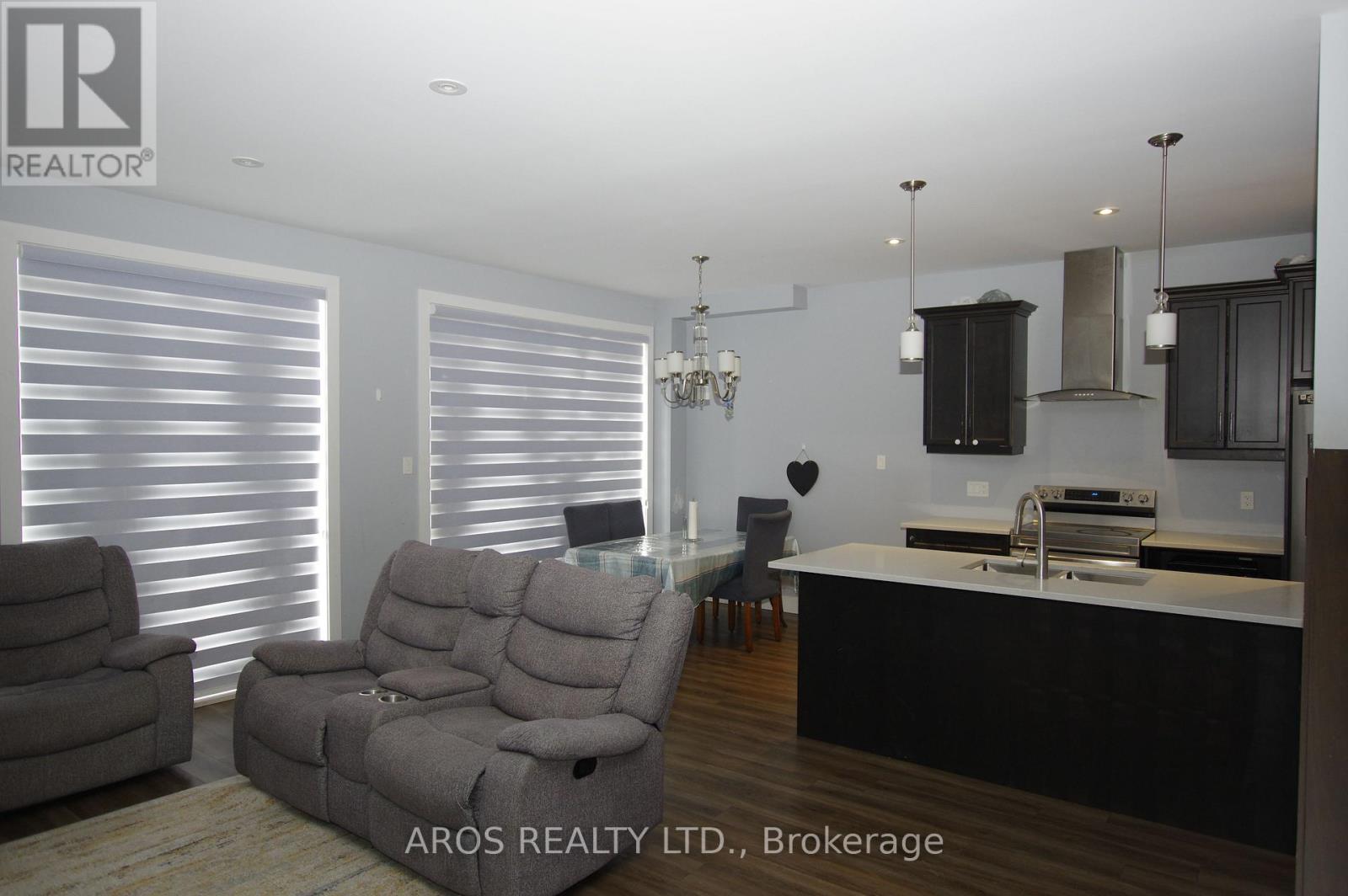 Photo 4 of 19 for 2235 Evans Boulevard