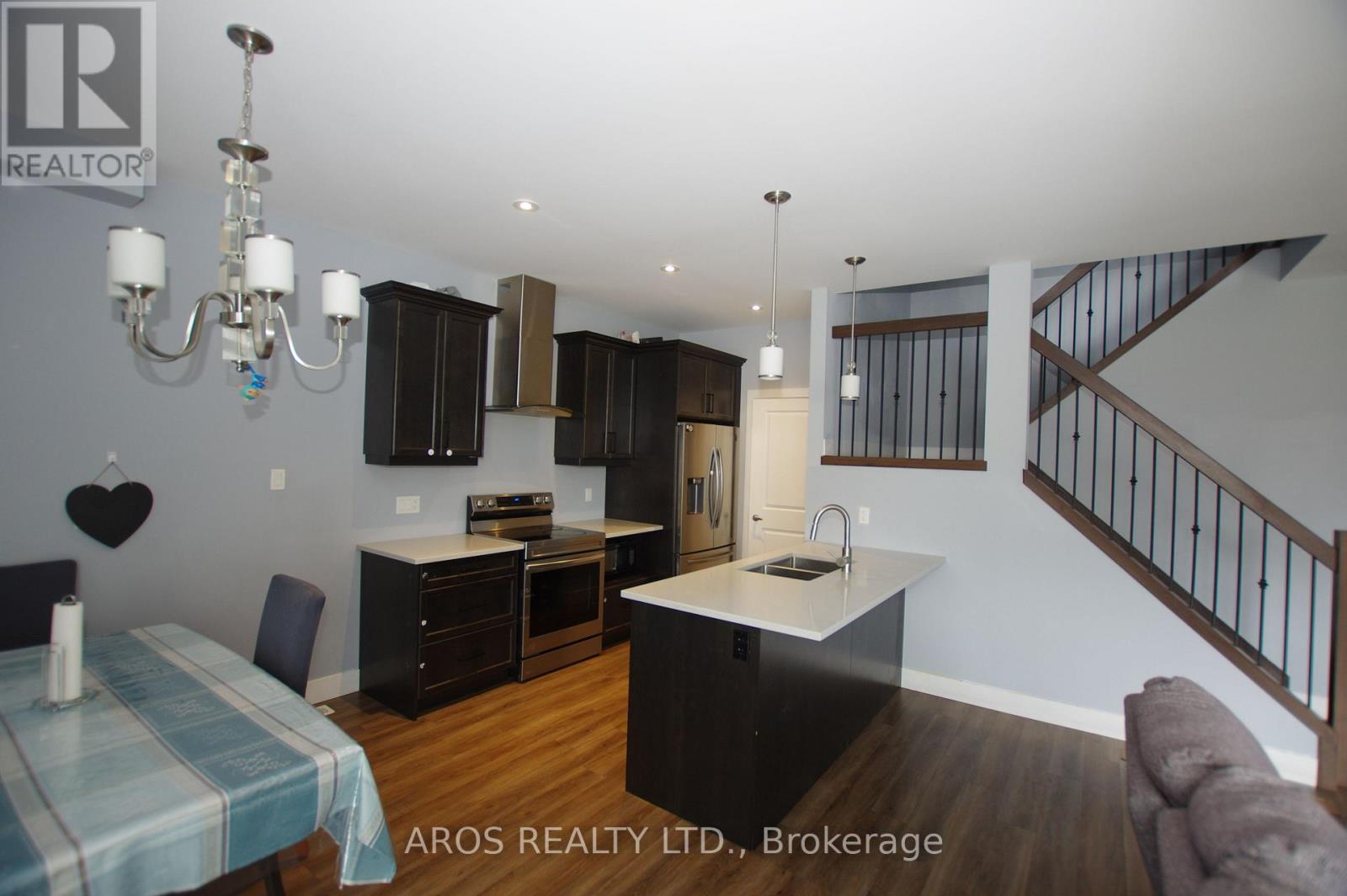 Photo 8 of 19 for 2235 Evans Boulevard