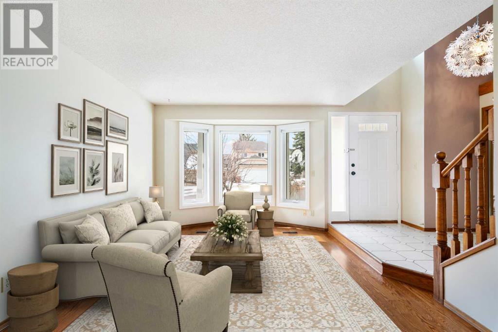 Property at 8 Edgeridge Way NW image 3
