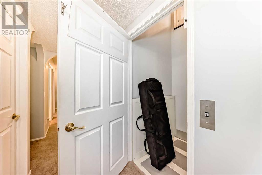 305 Hidden Valley Place Nw, Calgary, Alberta  T3A 5L7 - Photo 30 - A2190572