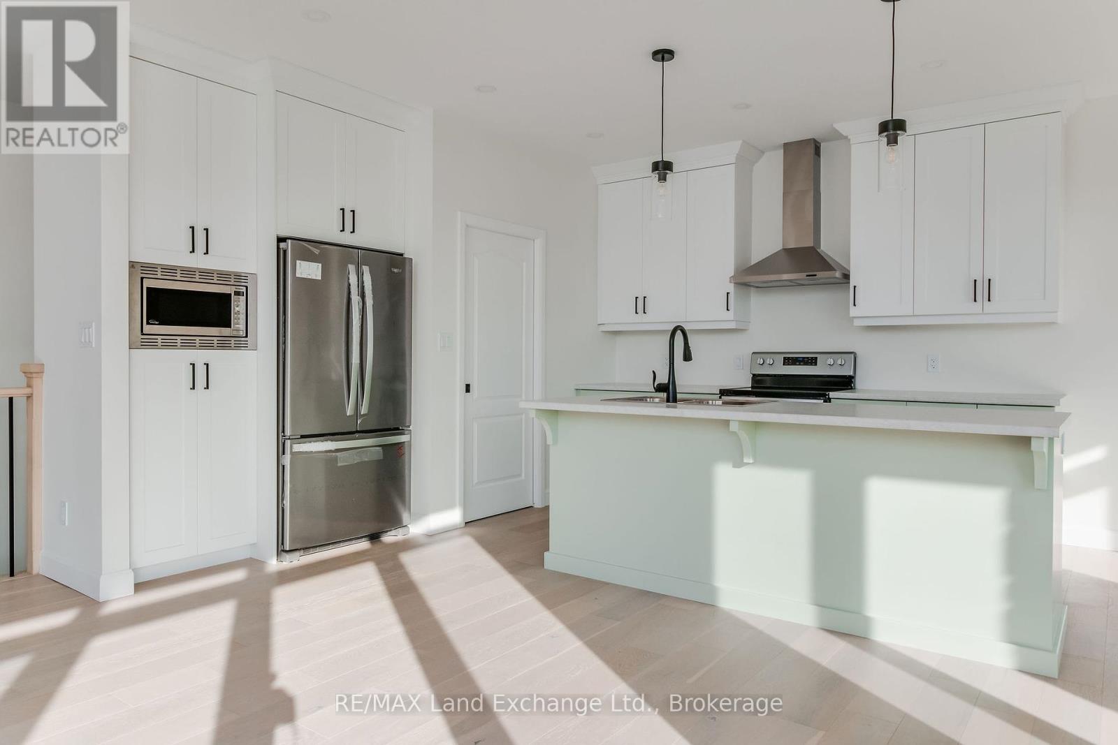 366 Mclean Crescent, Saugeen Shores, Ontario  N0H 2C3 - Photo 7 - X11941838
