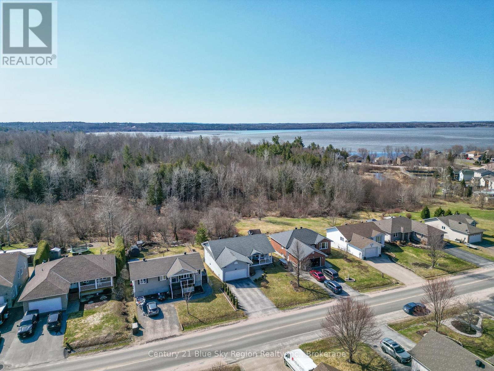 161 Golf Course Road, Callander, Ontario  P0H 1H0 - Photo 3 - X12101323
