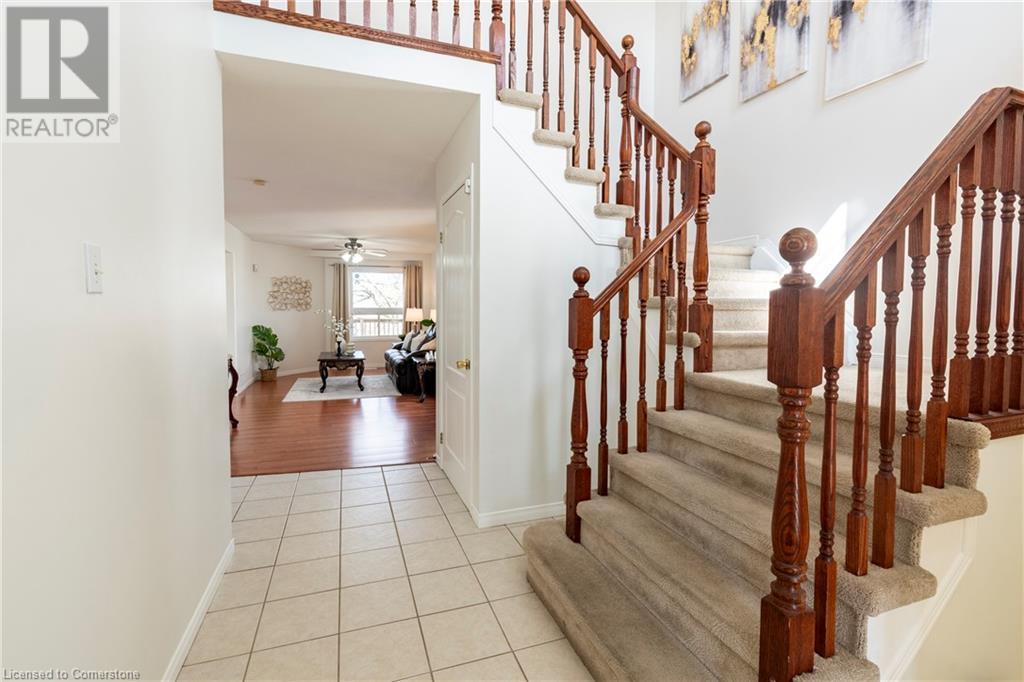 Property at 24 CASTLEWOOD Place image 4