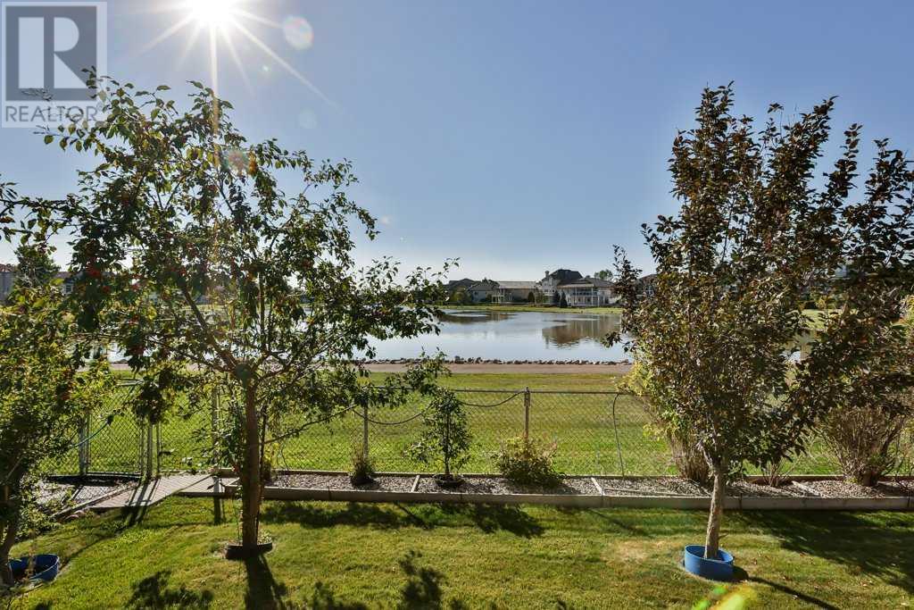 Property at 102 Fairmont Cove S image 5