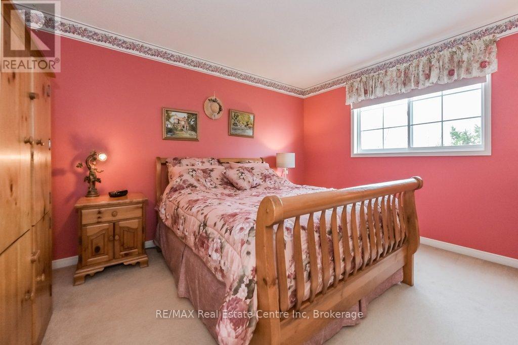 141 Tait Crescent, Centre Wellington, Ontario  N1M 3P5 - Photo 27 - X12101304