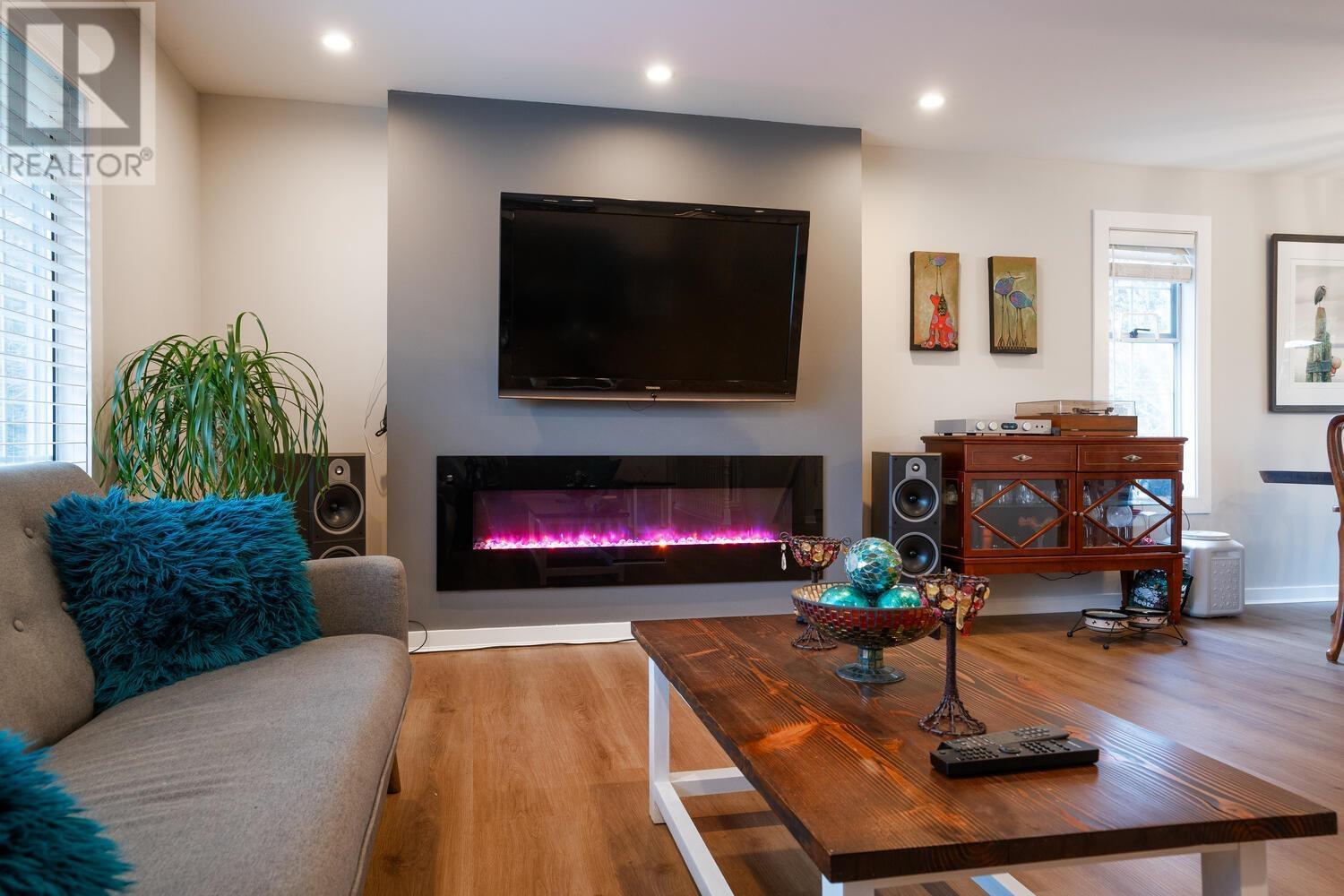 Property at 5488 WESTMINSTER AVENUE image 5