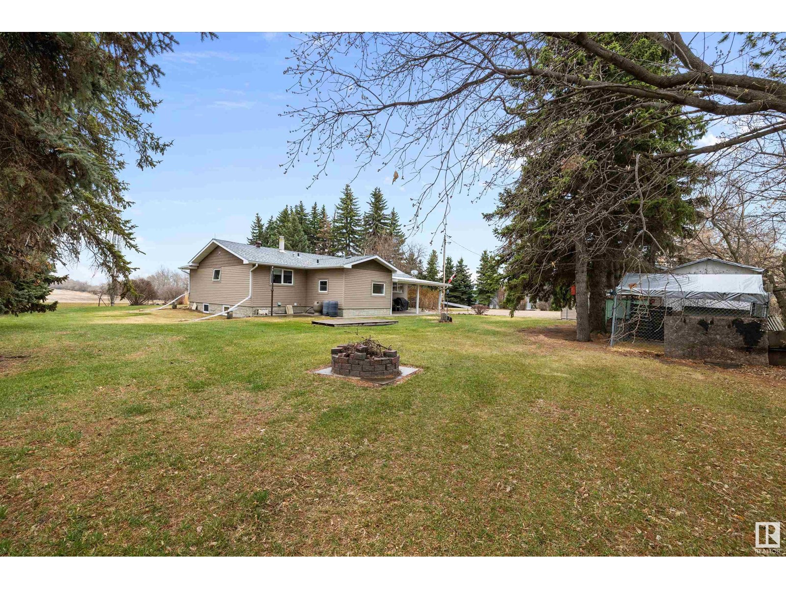 55518 & 55516 Rge Road 250, Rural Sturgeon County, Alberta  T8R 1P4 - Photo 21 - E4432468