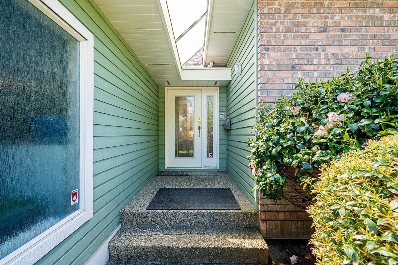 16388 108 Avenue, Surrey, British Columbia  V4N 1M2 - Photo 3 - R2992441