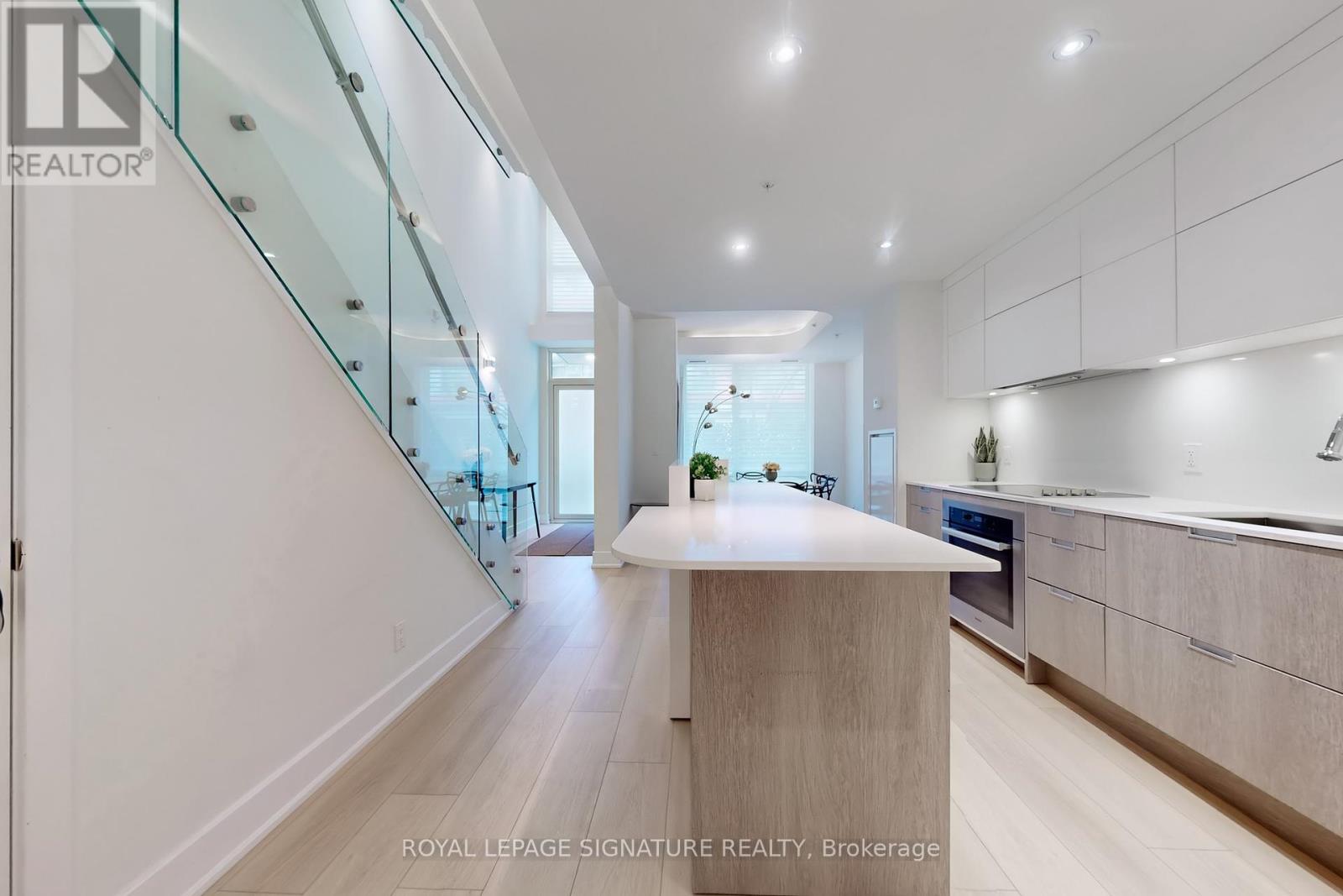 Th14 - 30 Nelson Street, Toronto, Ontario  M5V 0H5 - Photo 17 - C12101359