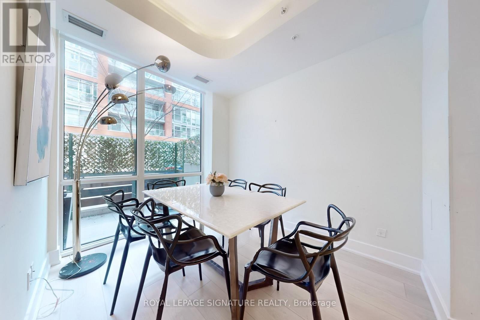 Th14 - 30 Nelson Street, Toronto, Ontario  M5V 0H5 - Photo 21 - C12101359