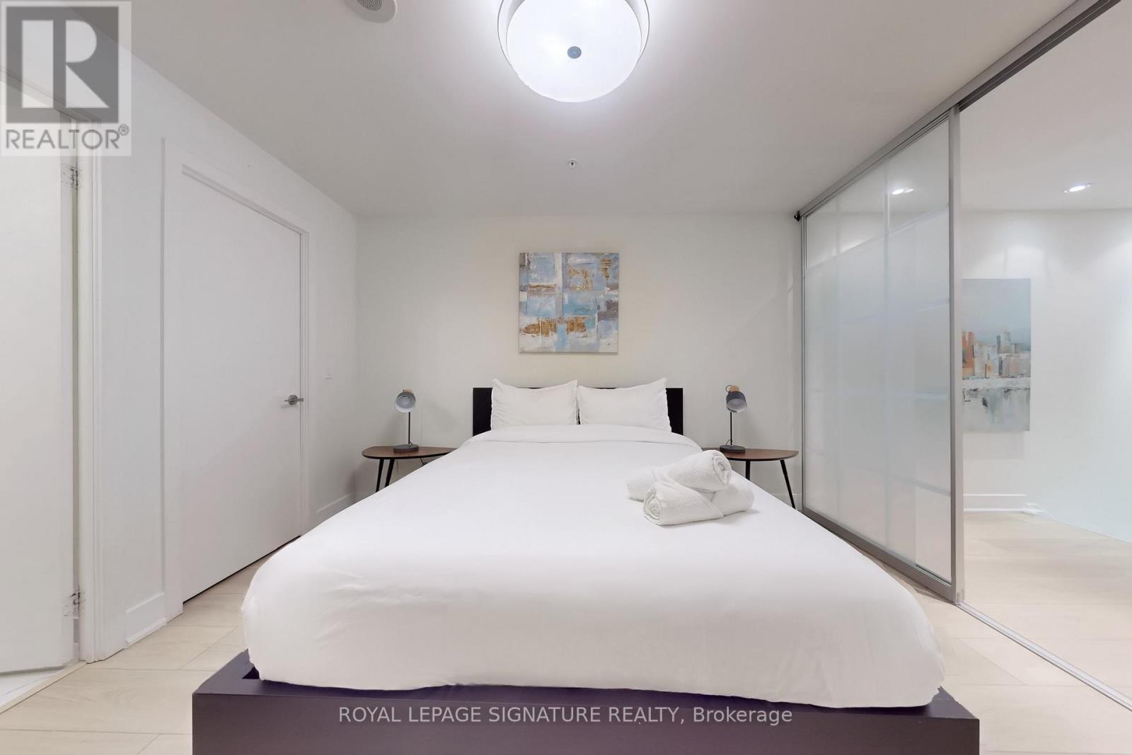 Th14 - 30 Nelson Street, Toronto, Ontario  M5V 0H5 - Photo 36 - C12101359