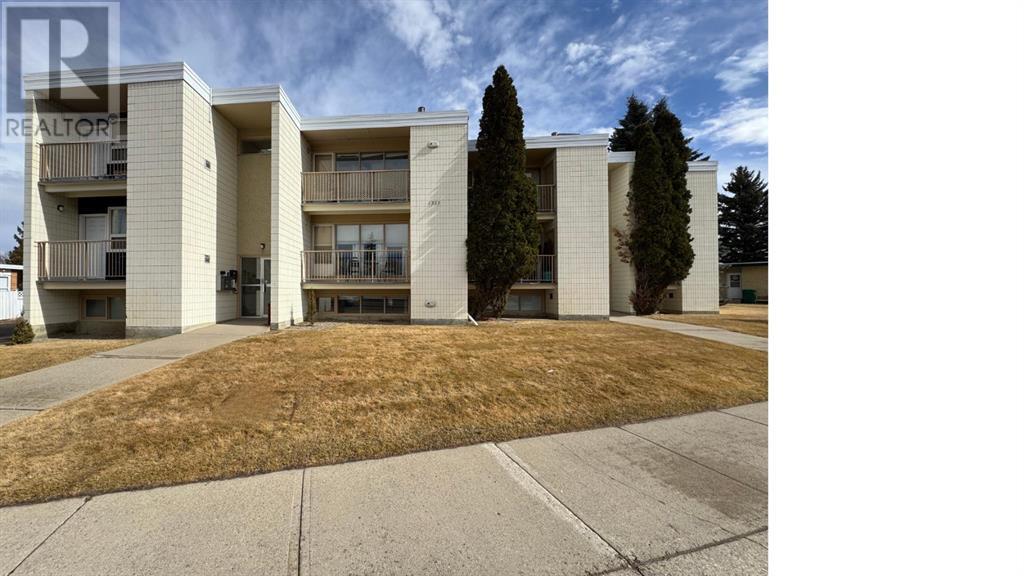 Property at 3, 1327 Scenic Drive S image 1