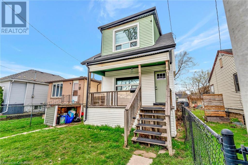 Property at 401 STRATHEARNE Avenue image 3