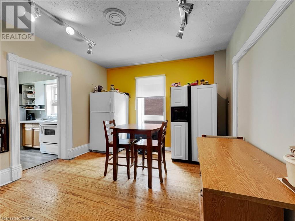 273-275 Brant Avenue, Brantford, Ontario  N3T 3J6 - Photo 17 - 40720084