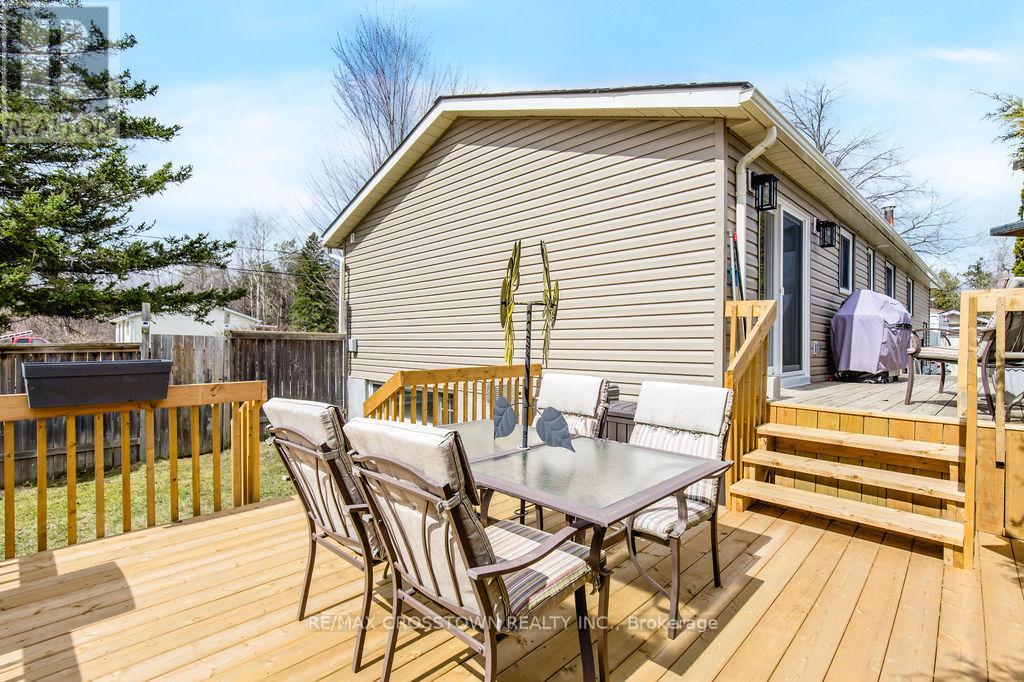 493 7th Avenue, Tay, Ontario  L0K 1R0 - Photo 48 - S12101301