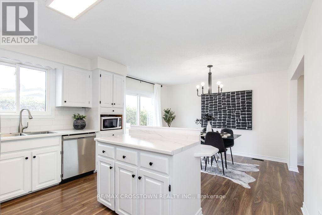 493 7th Avenue, Tay, Ontario  L0K 1R0 - Photo 8 - S12101301