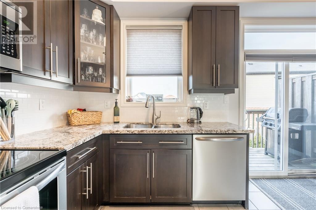 247 Festival Way Unit# 1, Binbrook, Ontario  L0R 1C0 - Photo 14 - 40720764