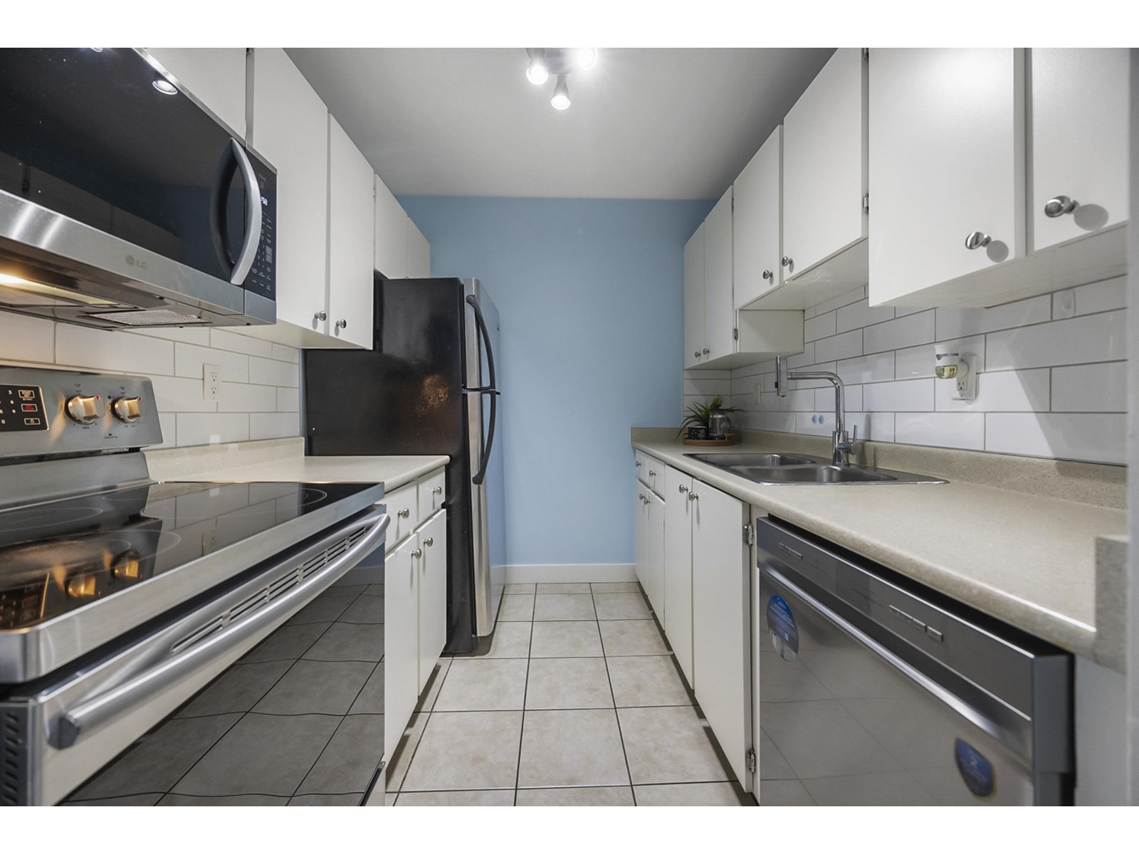 312 5700 200 Street, Langley, British Columbia  V3A 7S6 - Photo 8 - R2992976