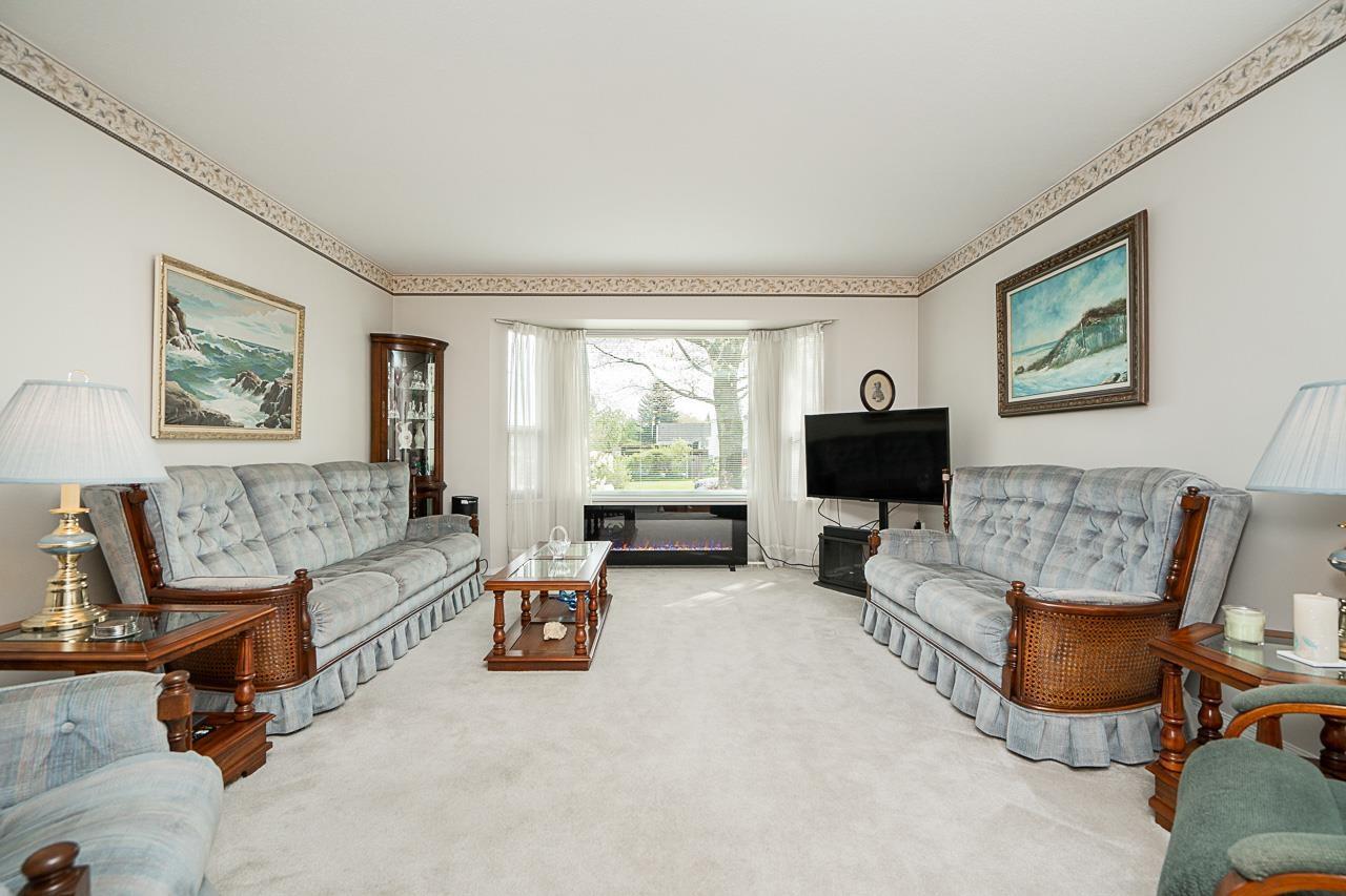 Property at 5949 169 STREET image 5