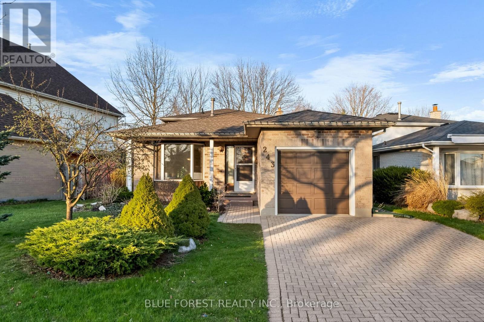 243 EDMUNDS PLACE, London South, Ontario