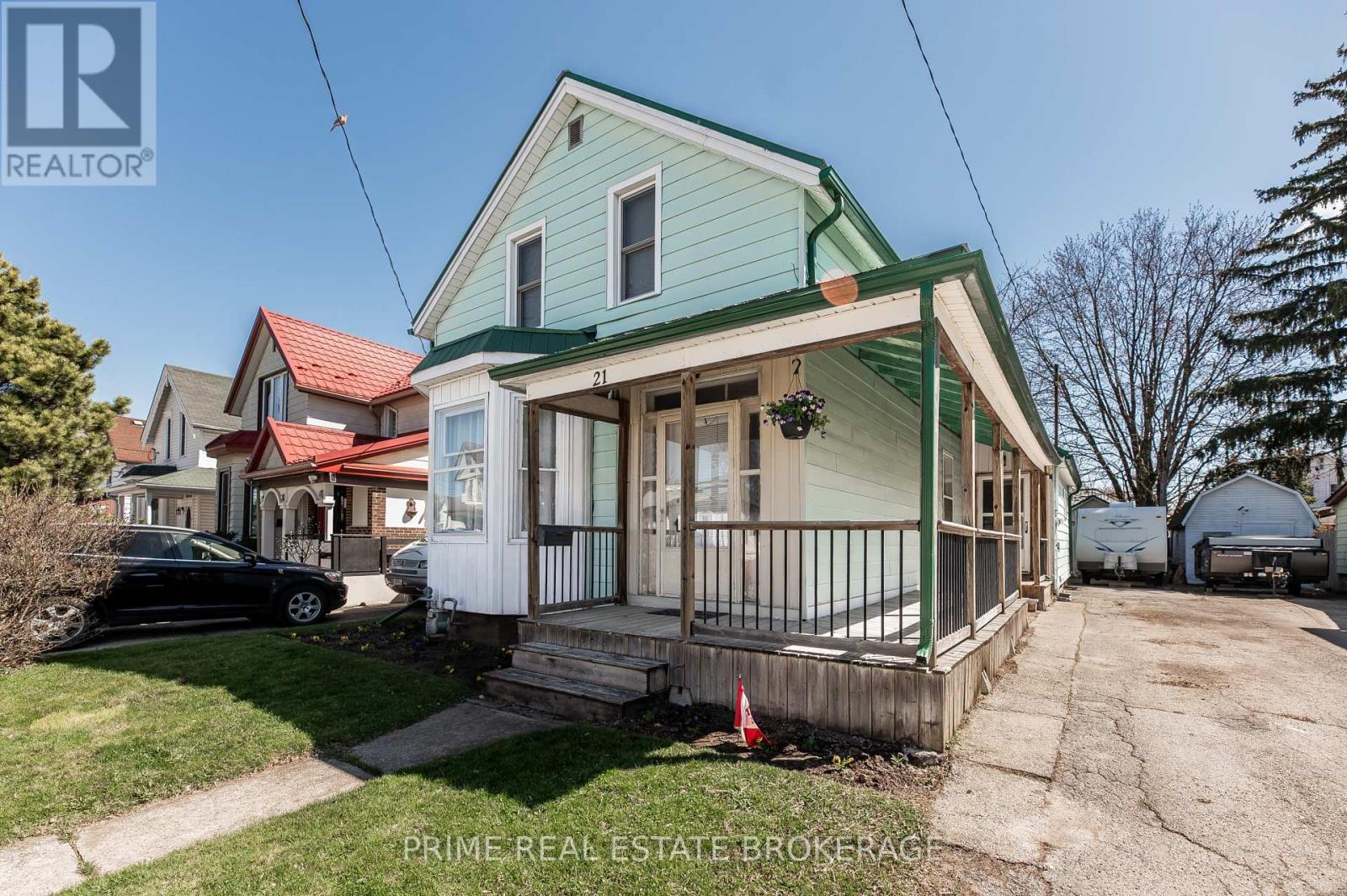 Photo 2 of 32 for 21 Yarwood Street