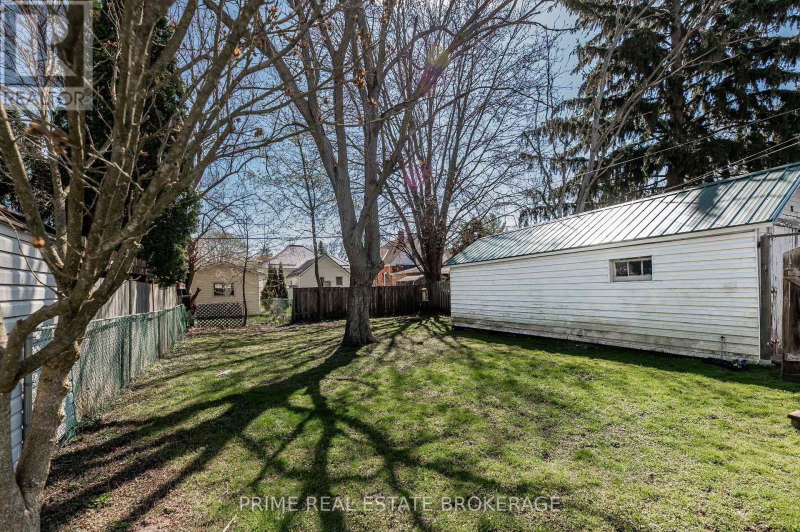 Photo 5 of 32 for 21 Yarwood Street