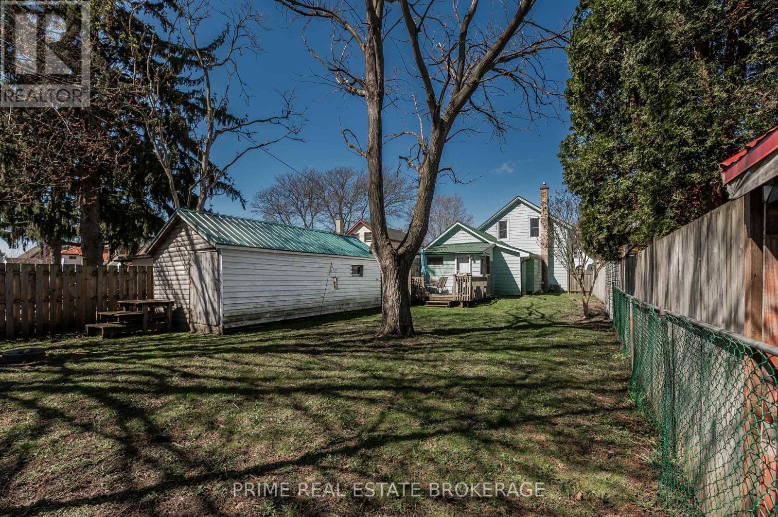 Photo 6 of 32 for 21 Yarwood Street