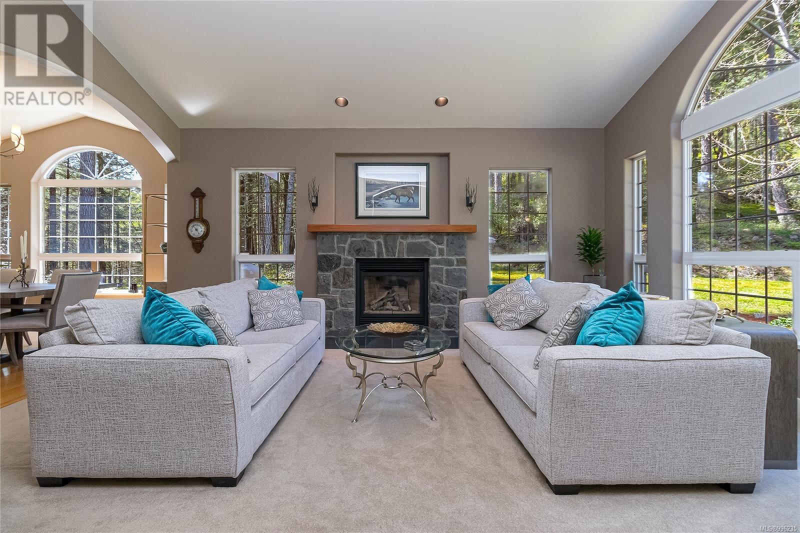 Property at 1493 White Pine Terr image 2
