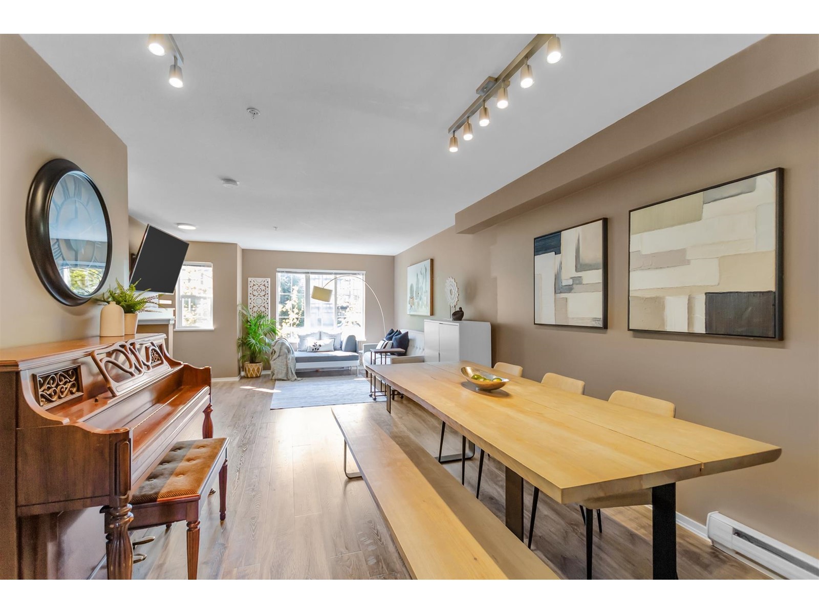 Property at 149 20875 80 AVENUE image 3