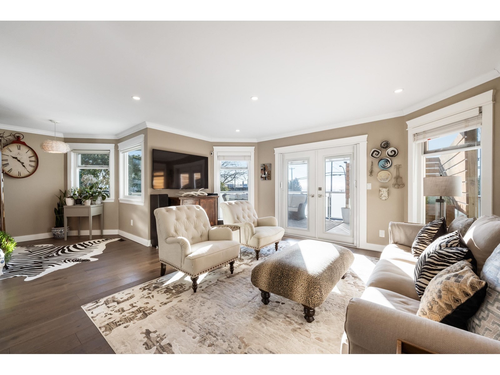Property at 1203 FINLAY STREET image 3