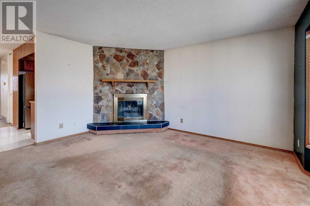 Property at 102 Sunbank Way SE image 2