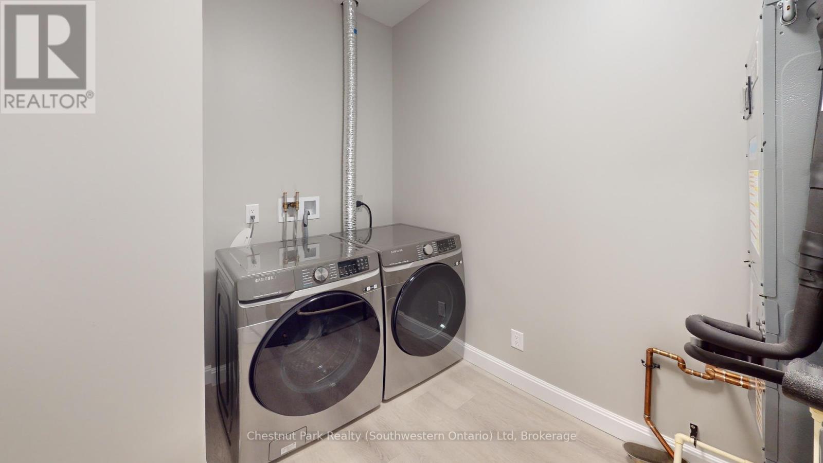 205 - 2 Quebec Street, Guelph, Ontario  N1H 2T2 - Photo 17 - X12101456