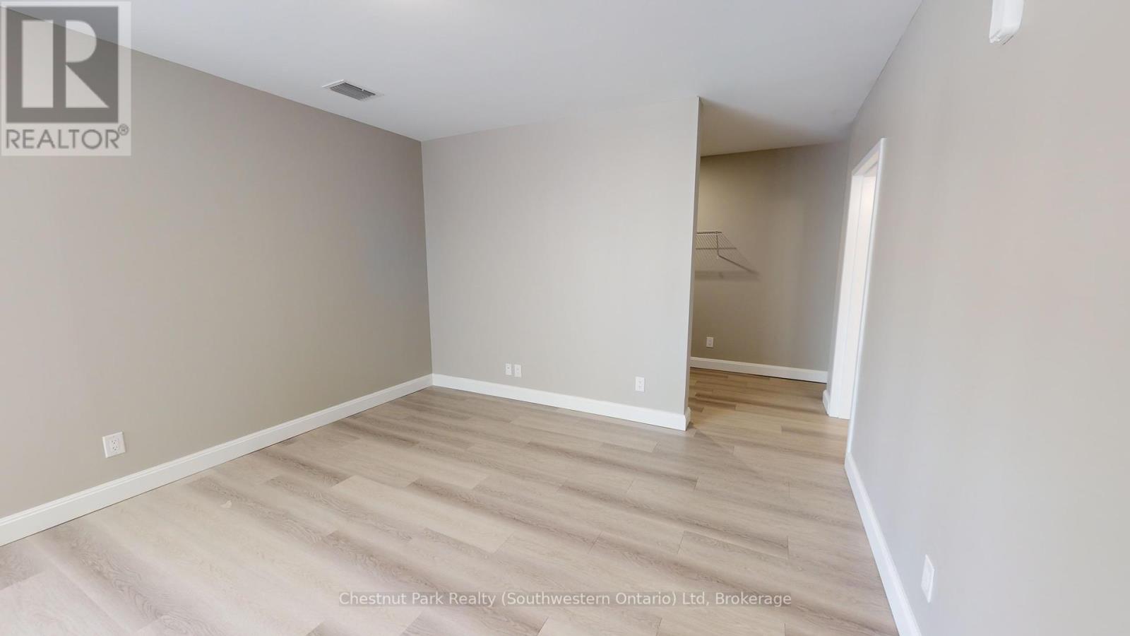 205 - 2 Quebec Street, Guelph, Ontario  N1H 2T2 - Photo 9 - X12101456