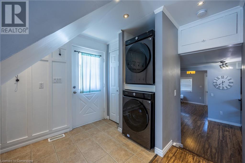 Property at 12 PANSY Avenue image 2