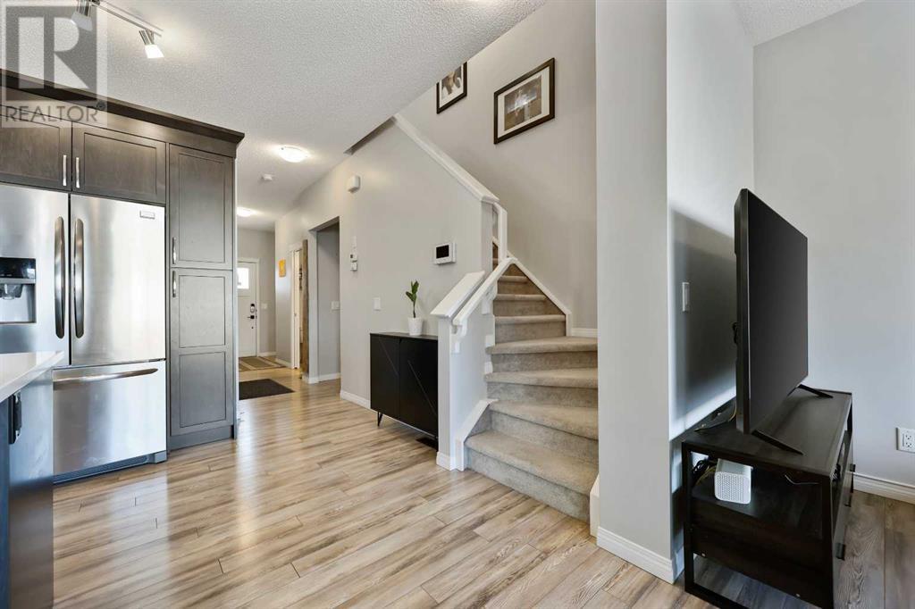 637 Hillcrest Road Sw, Airdrie, Alberta  T4B 4C7 - Photo 17 - A2203091