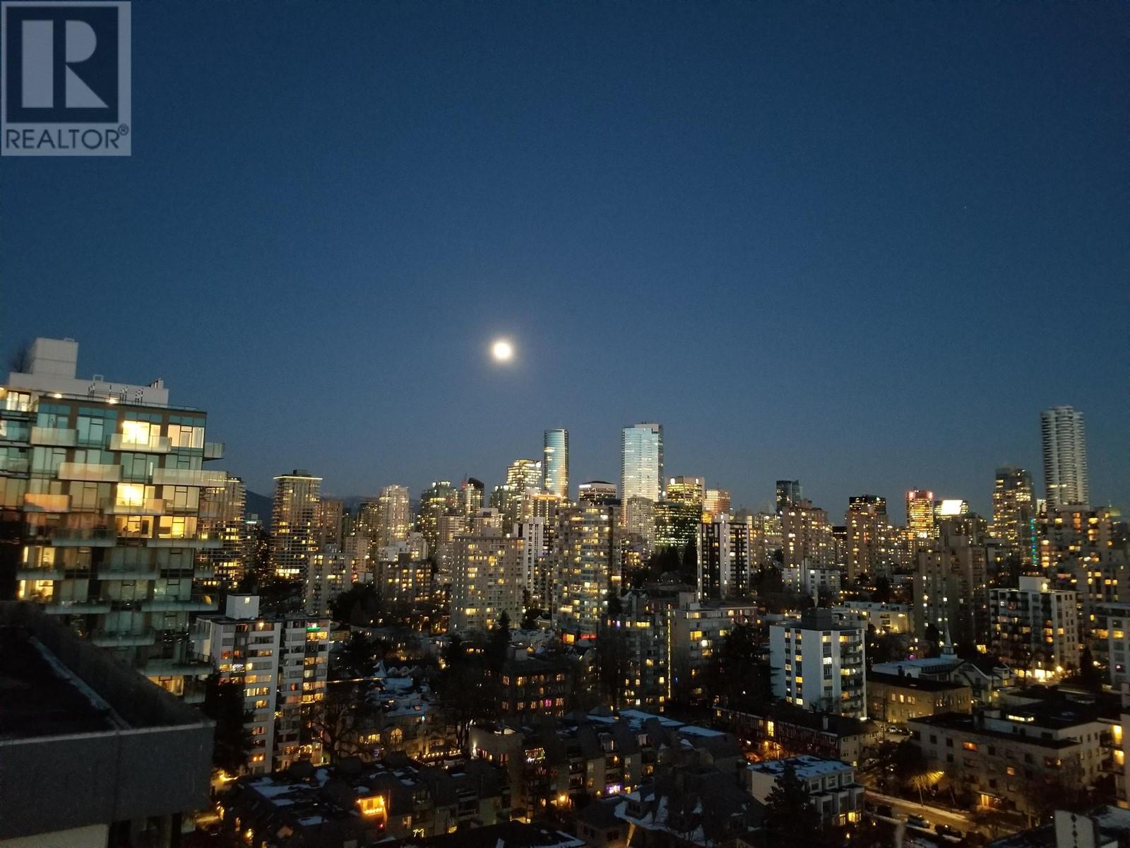 Listing Picture 29 of 39 : 2205 1251 CARDERO STREET, Vancouver / 溫哥華 - 魯藝地產 Yvonne Lu Group - MLS Medallion Club Member