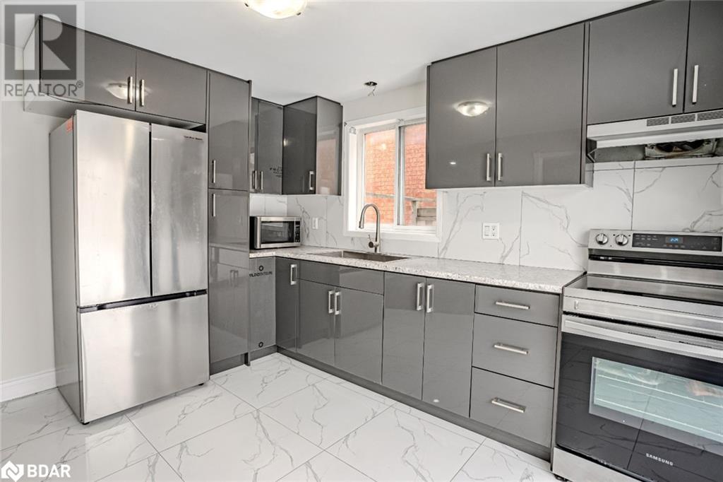 Property at 200 DUNSMORE Lane image 4
