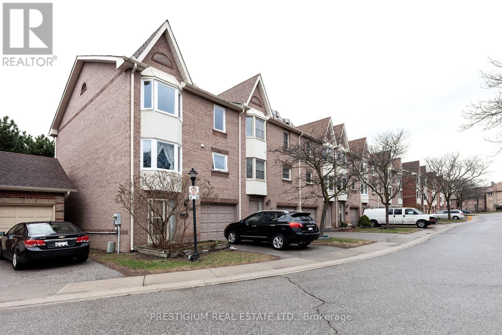 30 - 25 Cardwell Avenue, Toronto, Ontario  M1S 4Y7 - Photo 2 - E12087503