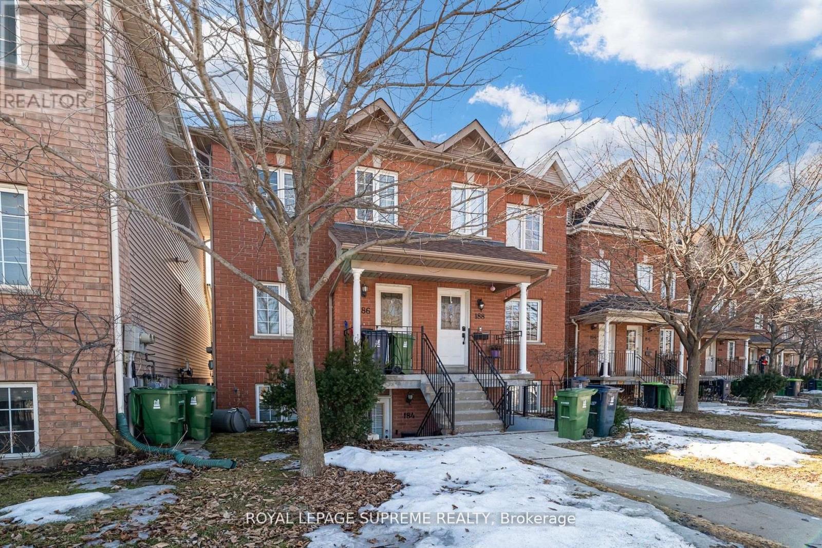 Property at 184 WILTSHIRE AVENUE image 2