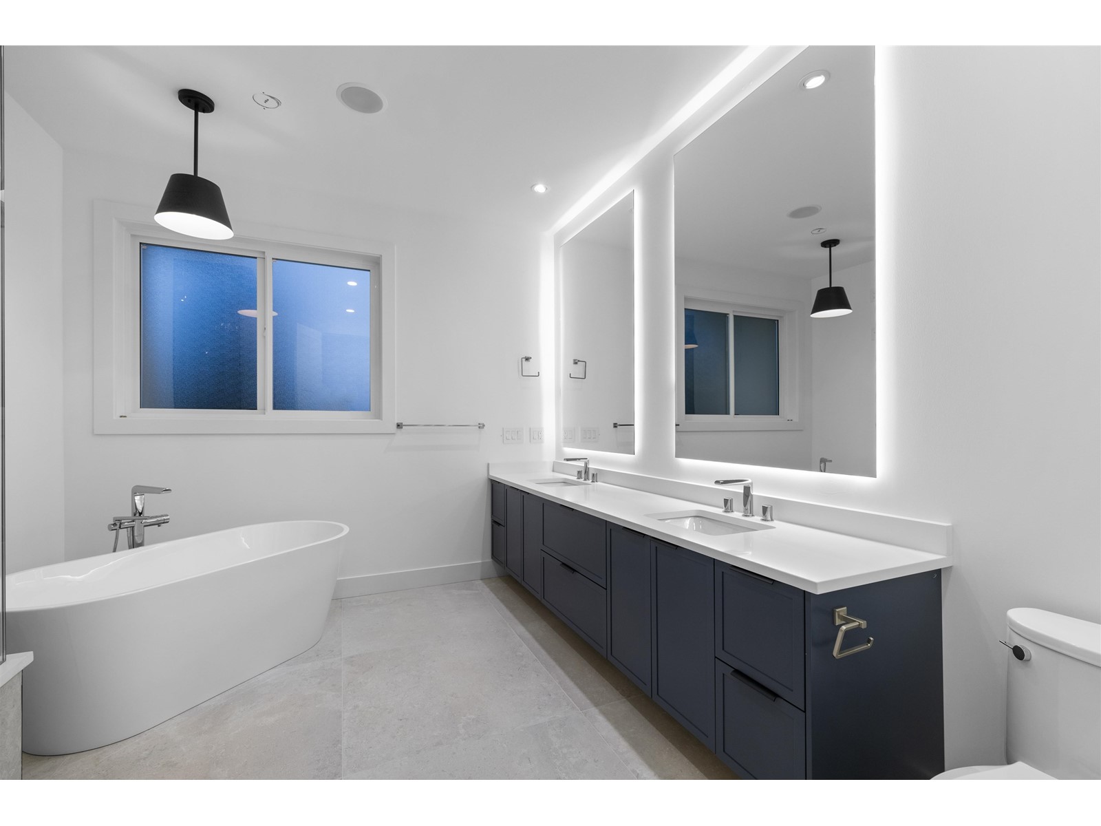 8743 Milton Drive, Surrey, British Columbia  V3S 5G9 - Photo 11 - R2991760