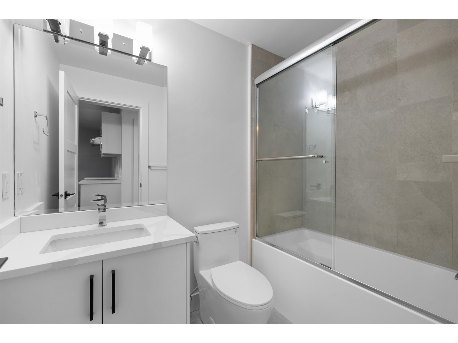 8743 Milton Drive, Surrey, British Columbia  V3S 5G9 - Photo 8 - R2991760