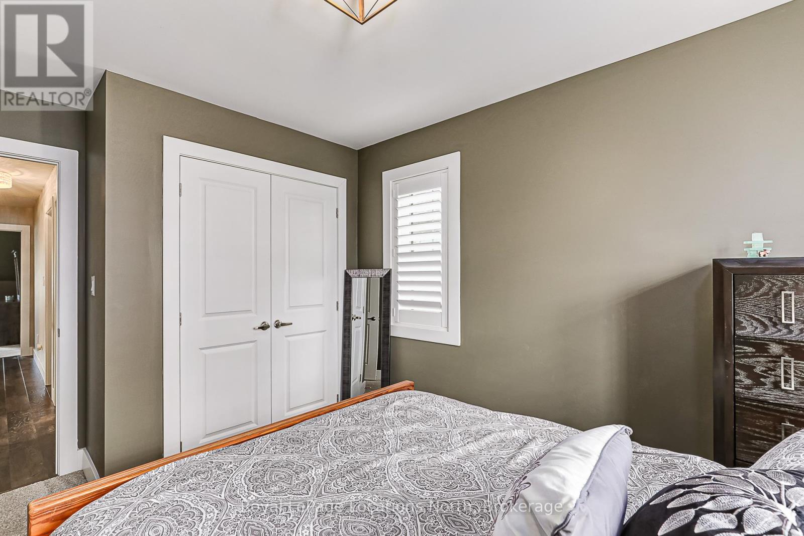 238 Courtland Street, Blue Mountains, Ontario  L9Y 4E2 - Photo 26 - X12101460