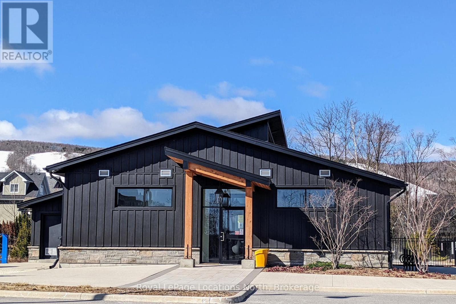 238 Courtland Street, Blue Mountains, Ontario  L9Y 4E2 - Photo 44 - X12101460
