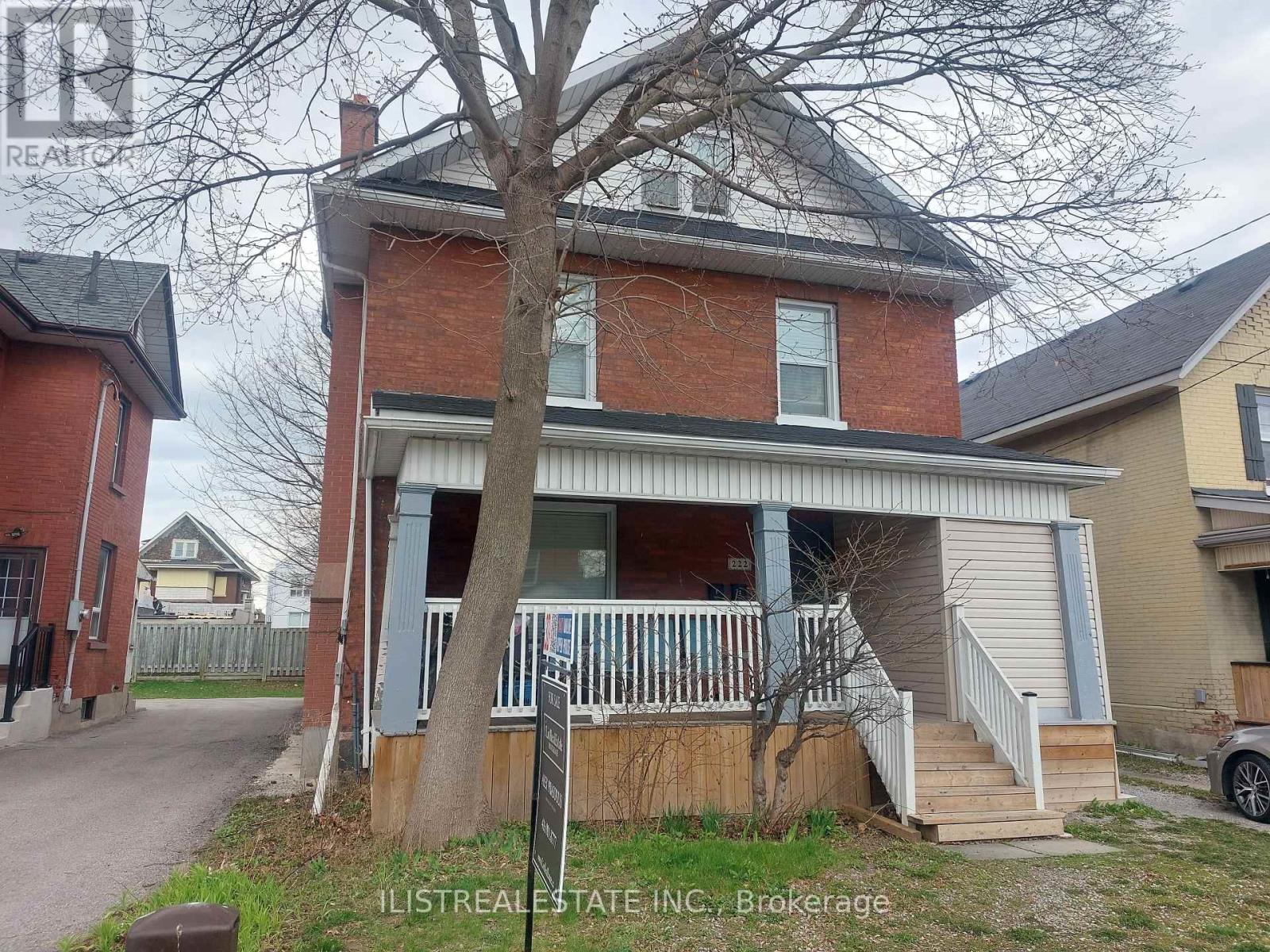 Property at 222 ATHOL STREET E image 3