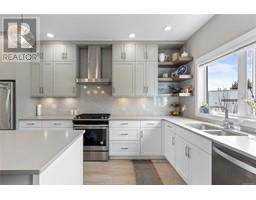 33 4355 Viewmont Ave The Reeve