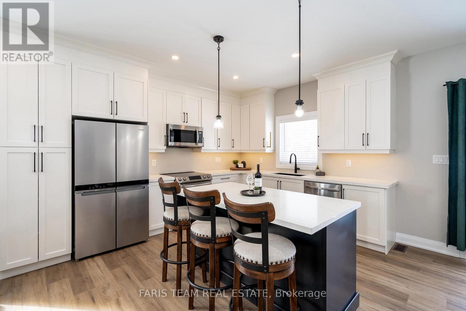 Property at 24 HAROLD AVENUE image 5